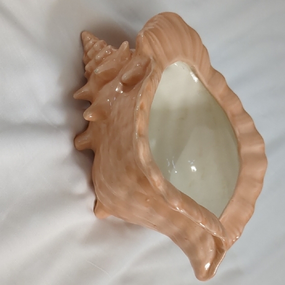 Vintage Ceramic Seashell Planter Art Piece - Picture 2 of 4